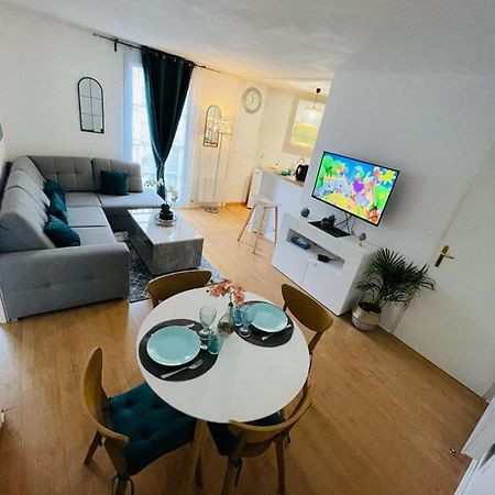Appartement Place Toscane Serris Eksteriør billede